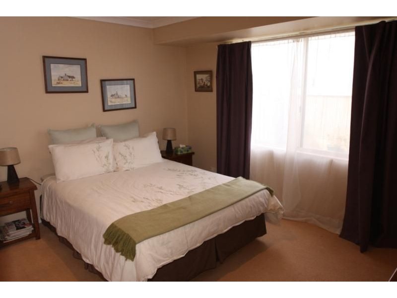 8 Glebe Close, Mindarie WA 6030