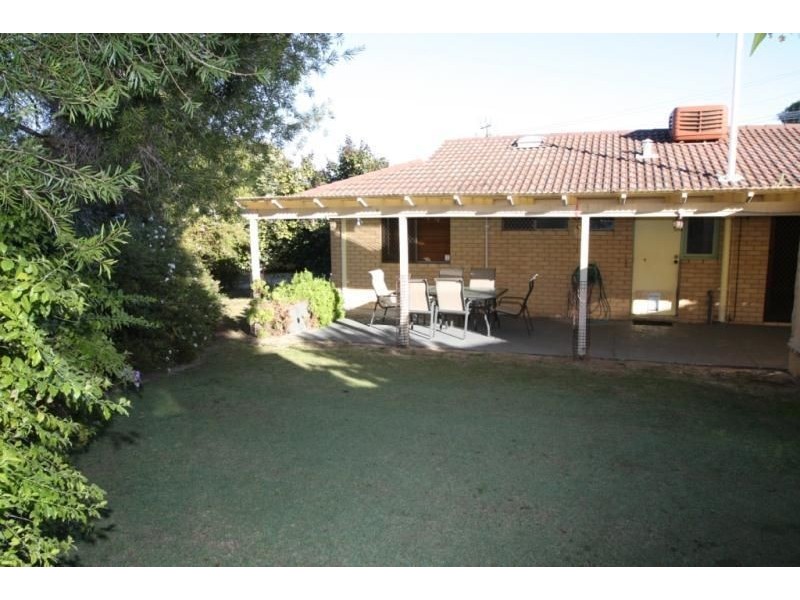 190 CAMBERWARRA DRIVE, Craigie WA 6025