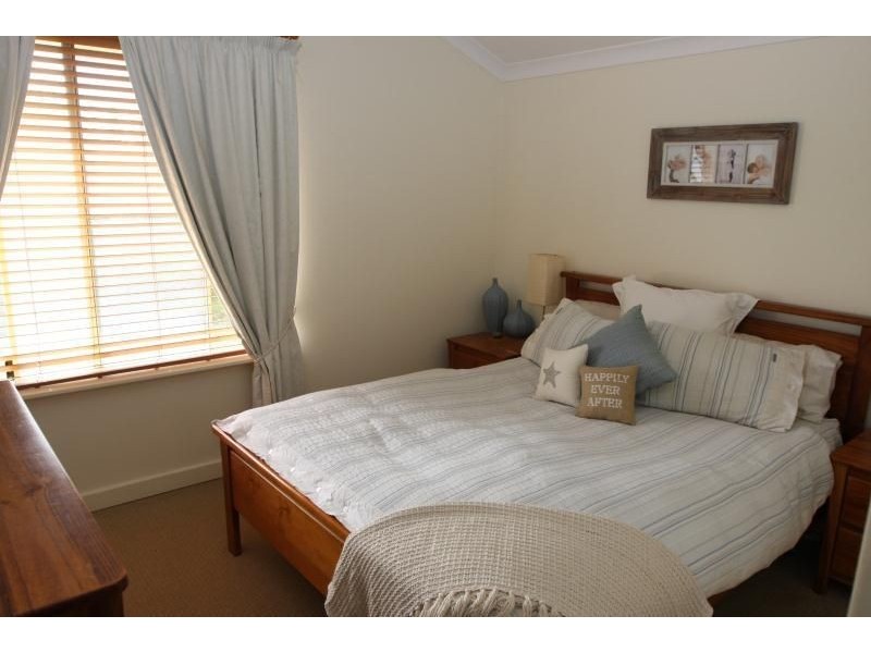 12 TEMPLAR PLACE, Currambine WA 6028