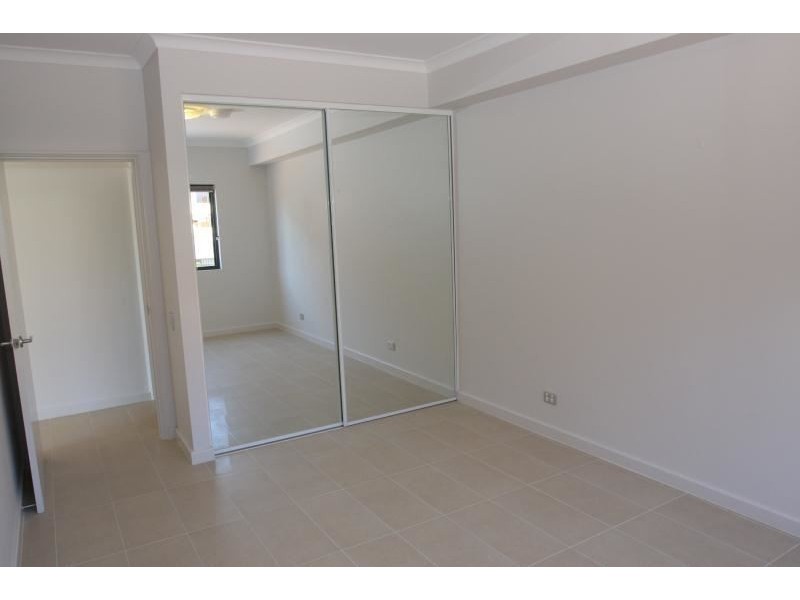 12/1 Walsh Loop, Joondalup WA 6027