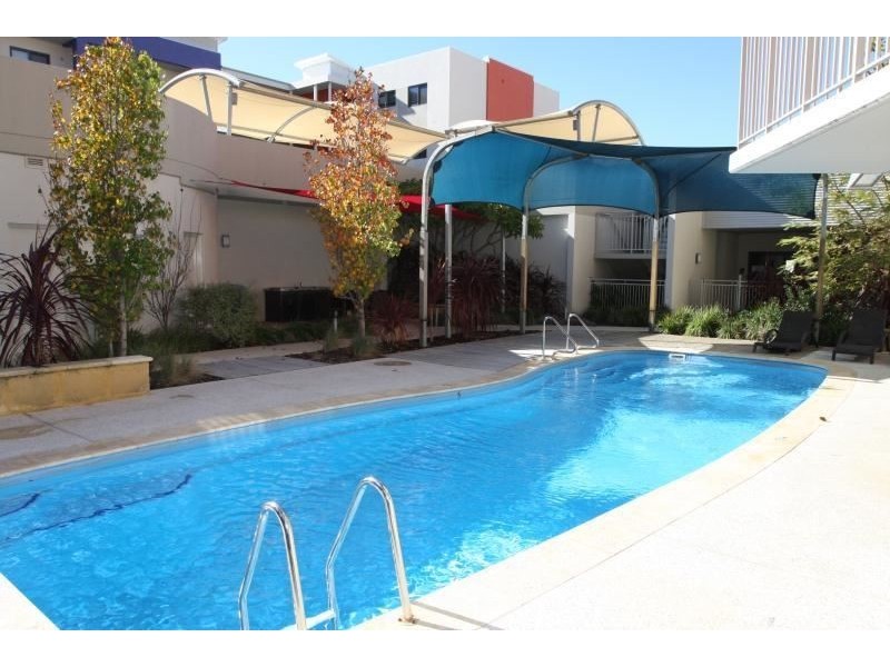 12/1 Walsh Loop, Joondalup WA 6027