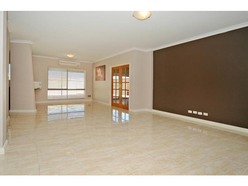 12 BADDESLEY STREET, Butler WA 6036