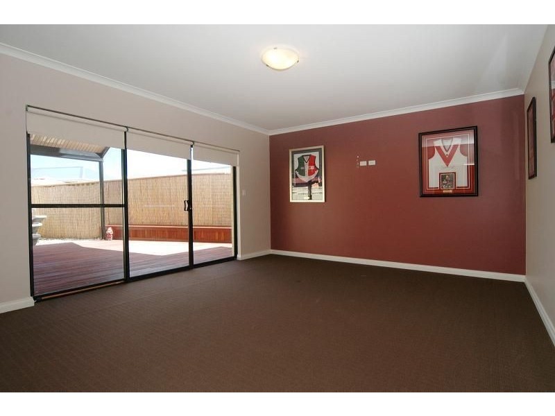 12 BADDESLEY STREET, Butler WA 6036