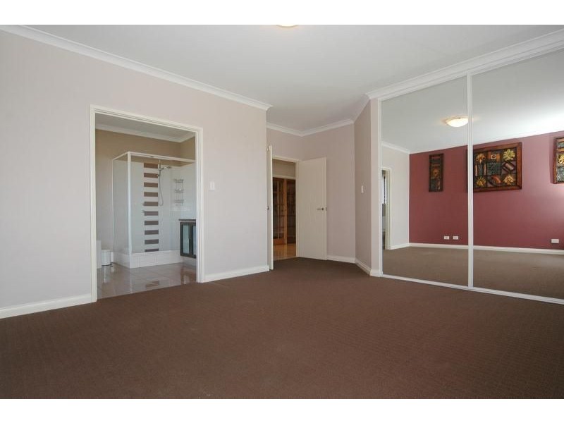 12 BADDESLEY STREET, Butler WA 6036