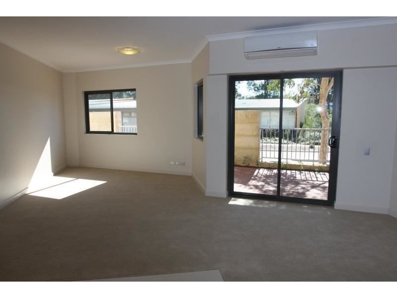 3/1 Walsh Loop, Joondalup WA 6027