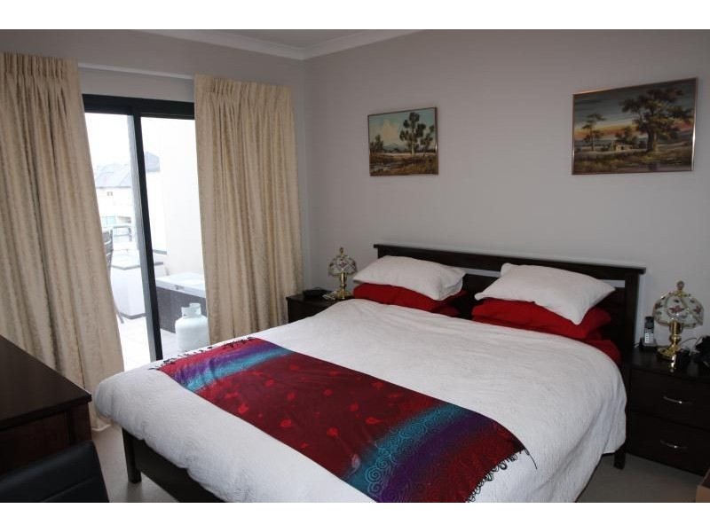 26/1 Sunlander Drive, Currambine WA 6028