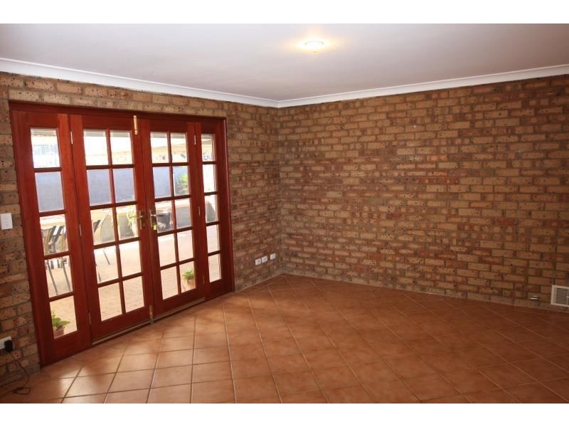 29 Tasman Road, Beldon WA 6027