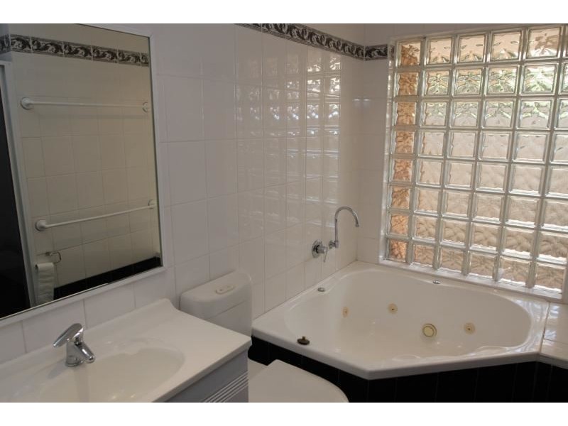 29 Tasman Road, Beldon WA 6027