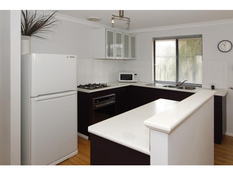 22 BALLIOL ELBOW, Kinross WA 6028