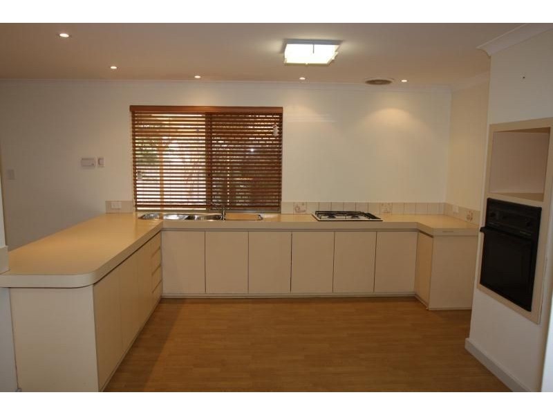 12 HOPMAN RISE, Clarkson WA 6030