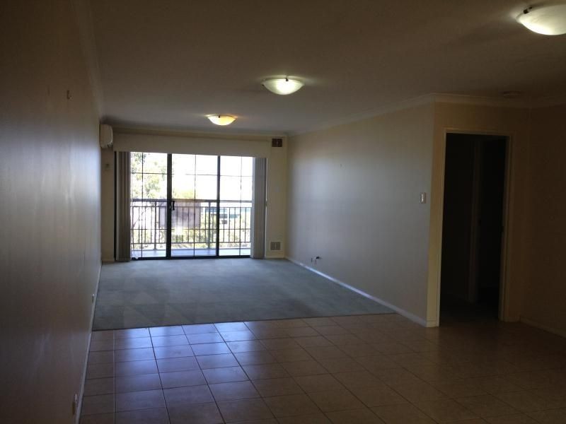 23/167 Grand Boulevard, Joondalup WA 6027