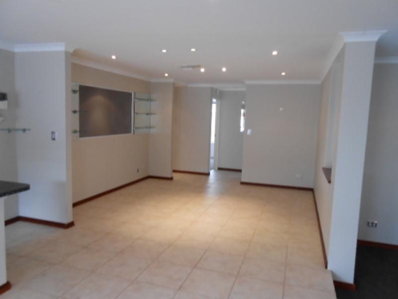 70 MILLENDON STREET, Carramar WA 6031