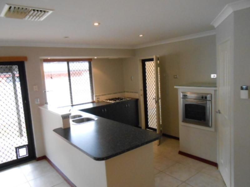 70 MILLENDON STREET, Carramar WA 6031