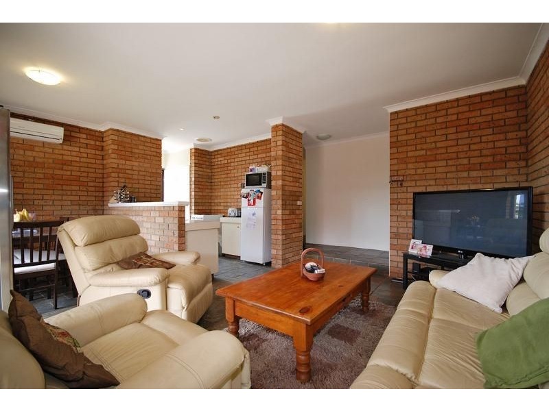 144 Dampier Avenue, Mullaloo WA 6027