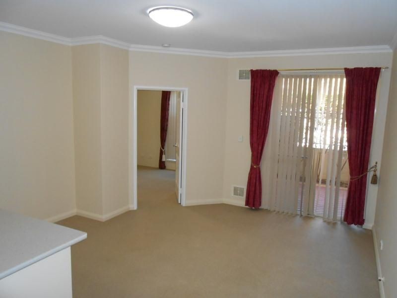 4/101 GRAND BOULEVARD, Joondalup WA 6027