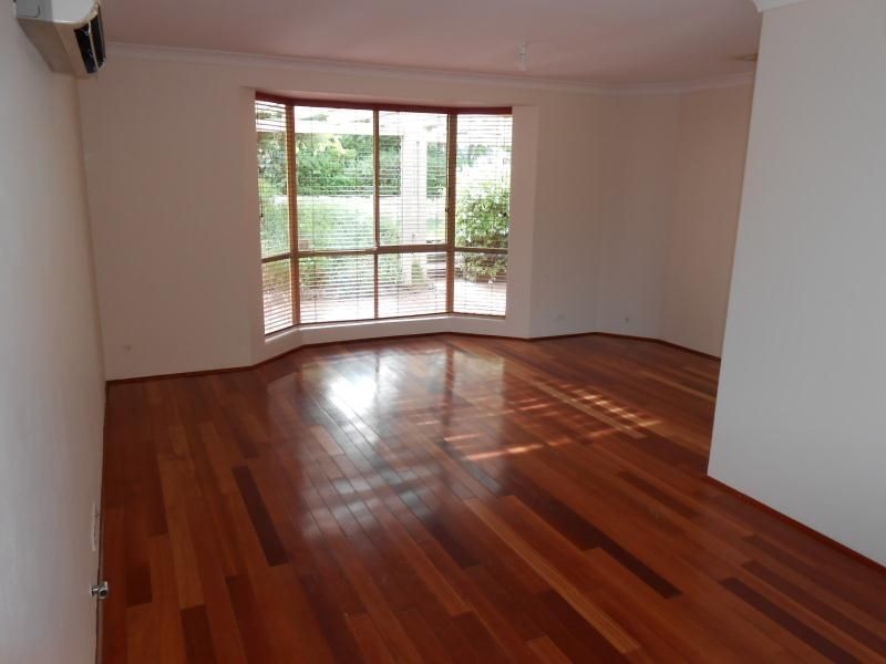 6 CUMBERLAND WAY, Beldon WA 6027