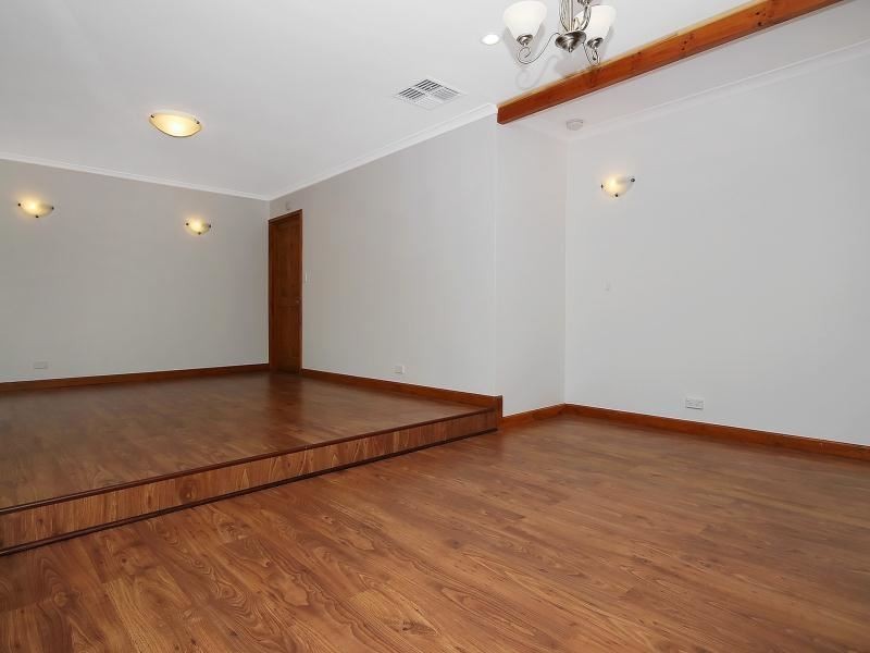 44 Walding Road, Carabooda WA 6033