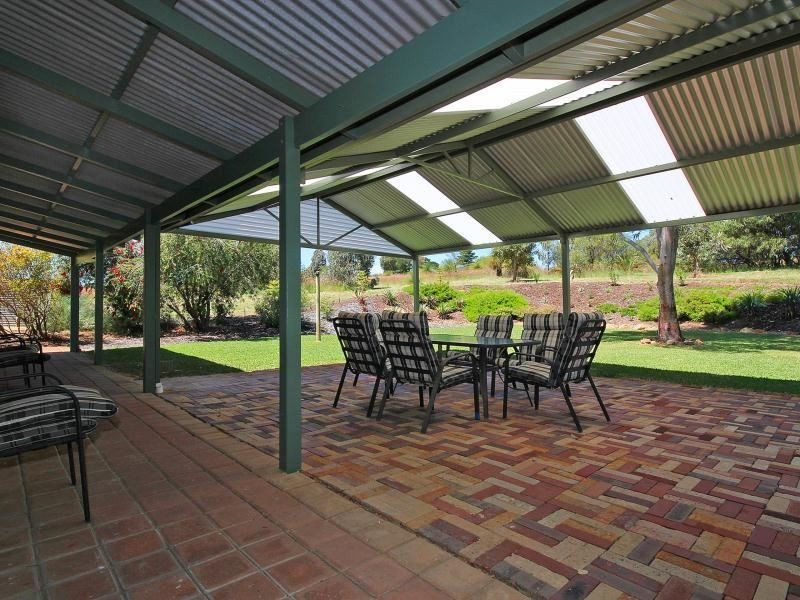 44 Walding Road, Carabooda WA 6033