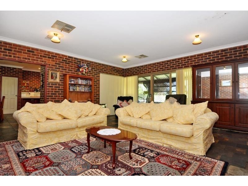 184 HAWKINS ROAD, Jandabup WA 6065