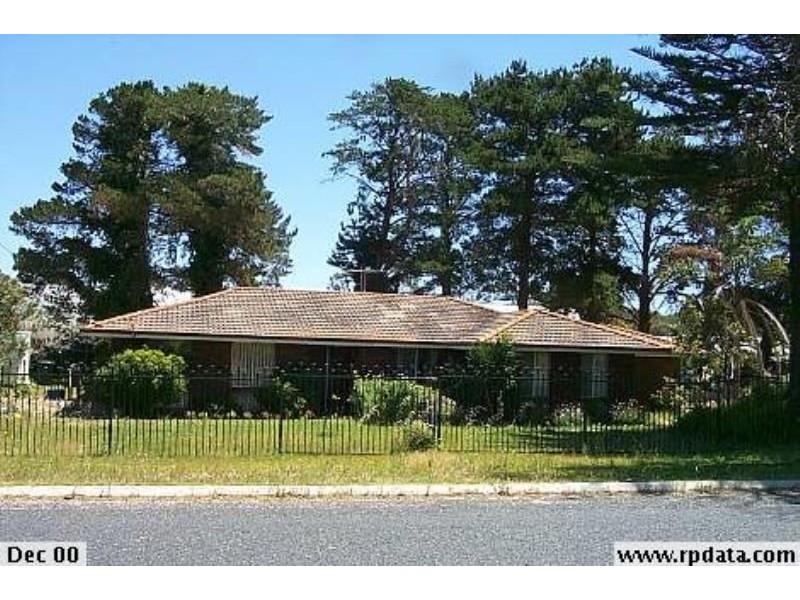 27 HAWKINS ROAD, Wanneroo WA 6065