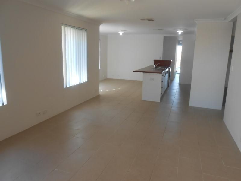 49 Grandis Boulevard, Banksia Grove WA 6031