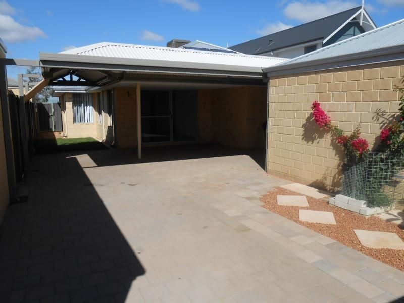 49 Grandis Boulevard, Banksia Grove WA 6031