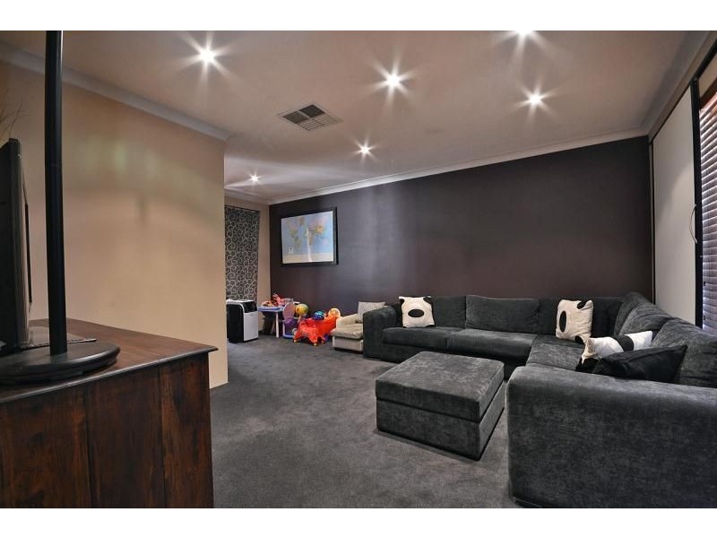 6 Spicer Court, Craigie WA 6025