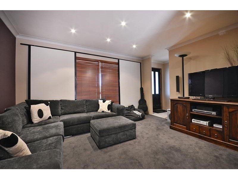 6 Spicer Court, Craigie WA 6025