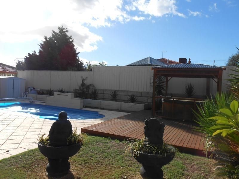 3 Kensington Way, Pearsall WA 6065