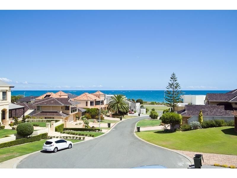 9 Brookvale Rise, Kallaroo WA 6025