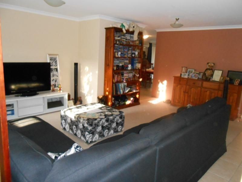 35 BRUNSWICK CIRCUIT, Banksia Grove WA 6031