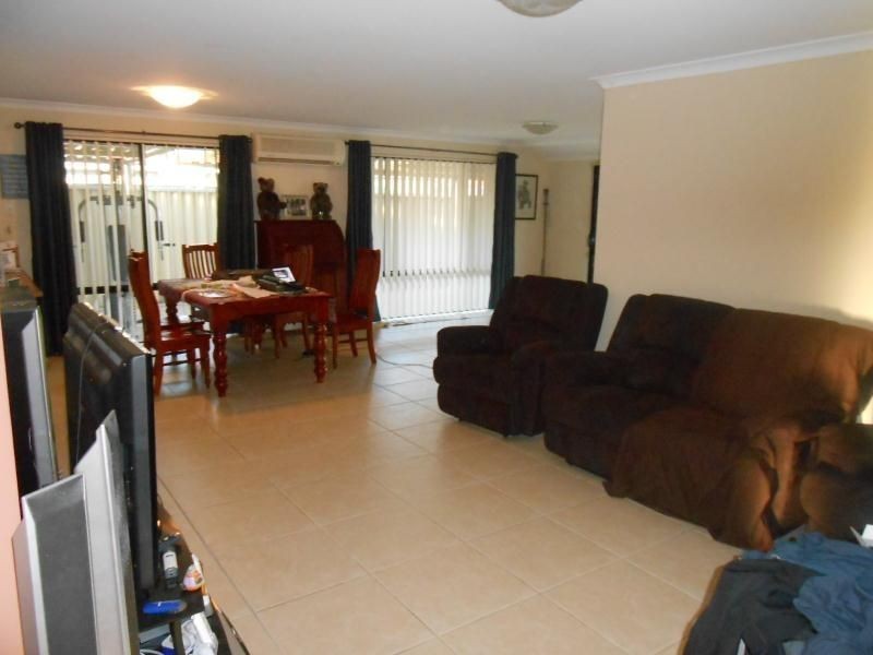 35 BRUNSWICK CIRCUIT, Banksia Grove WA 6031