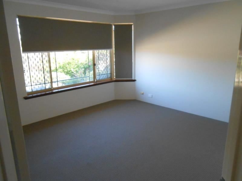 8 Barwon Heads Terrace, Connolly WA 6027