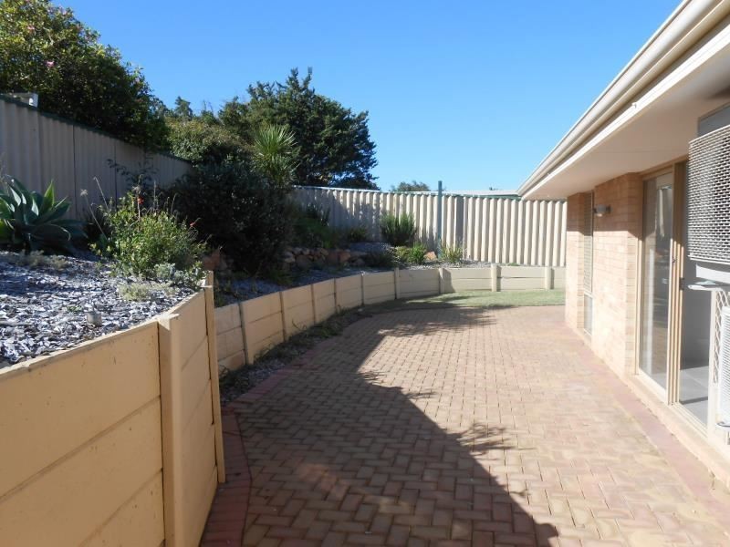 8 Barwon Heads Terrace, Connolly WA 6027