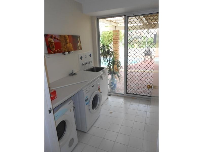 9 CONWAY GROVE, Heathridge WA 6027