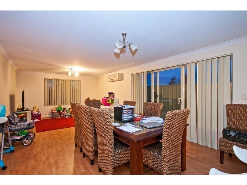 4 Sugarloaf Close, Merriwa WA 6030