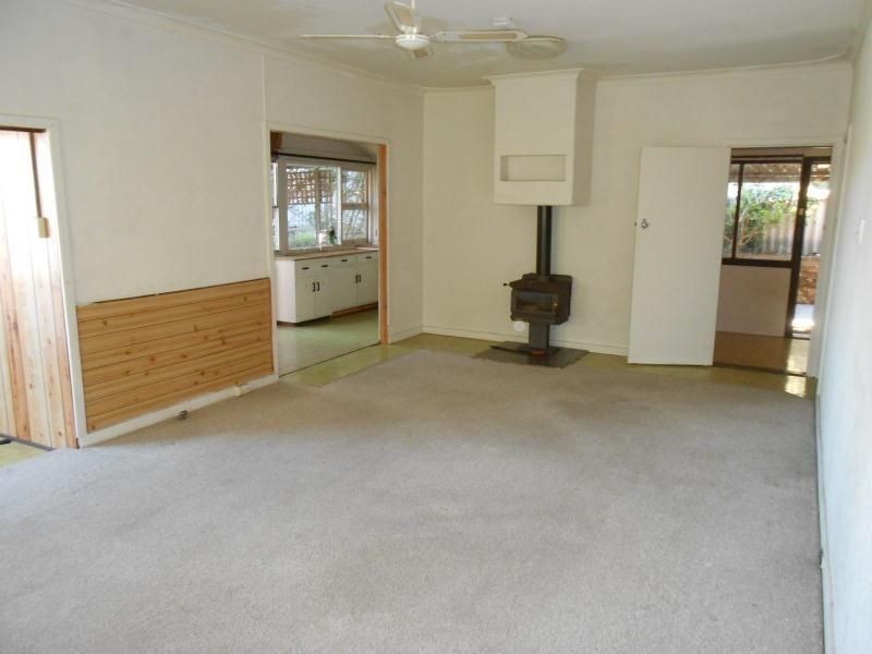 82 MINDARIE DRIVE, Quinns Rocks WA 6030