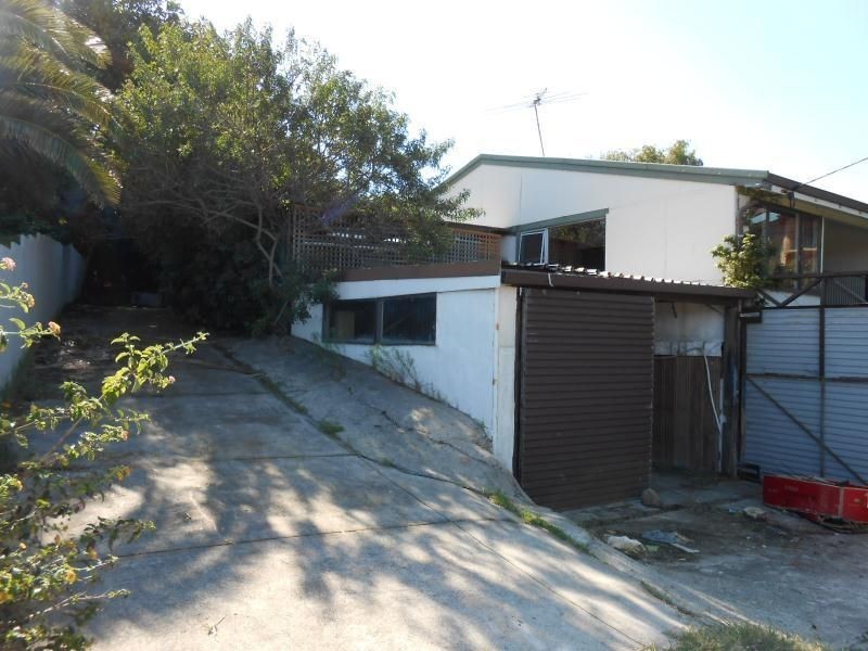 82 MINDARIE DRIVE, Quinns Rocks WA 6030