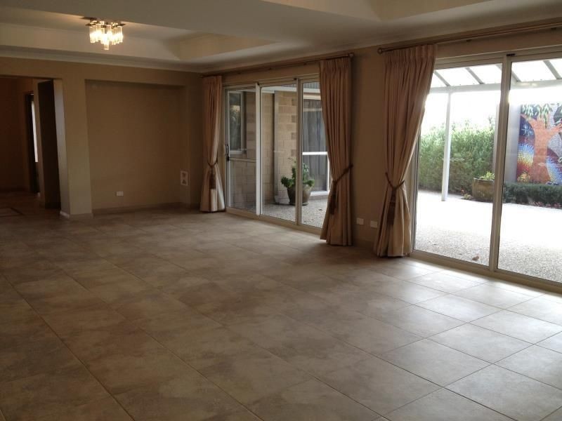 32 CLEARVIEW AVENUE, Burns Beach WA 6028