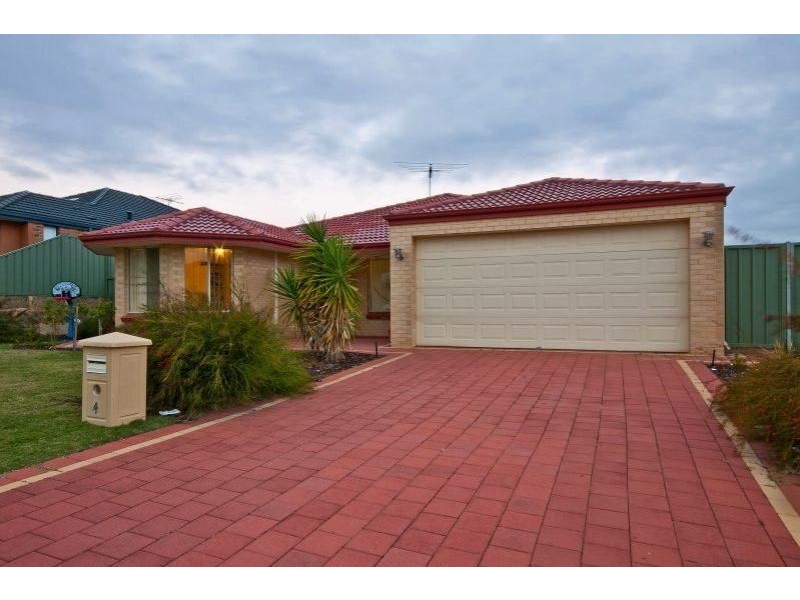 4 SUGARLOAF CLOSE, Merriwa WA 6030