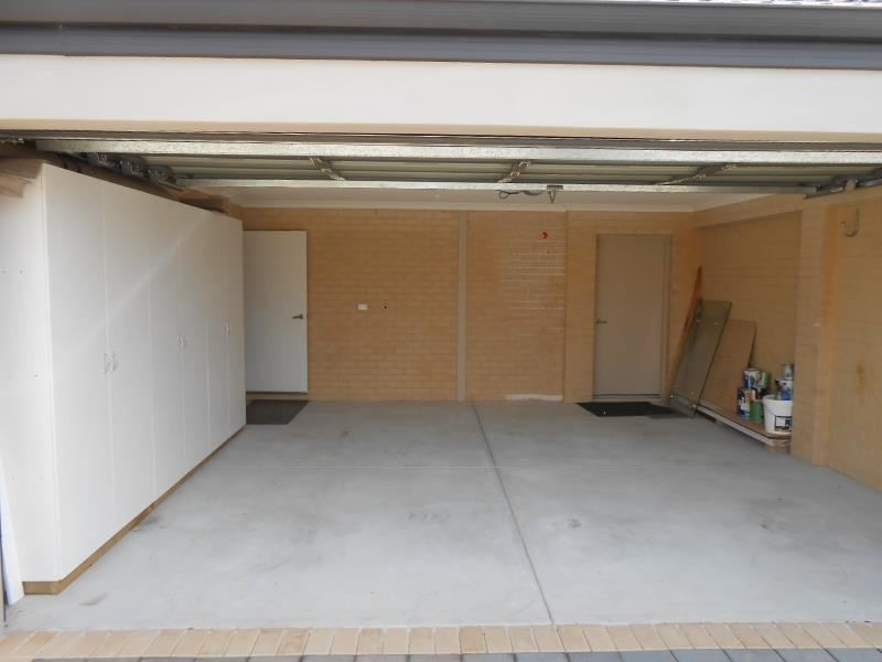 21 Lairbeck Street, Darch WA 6065