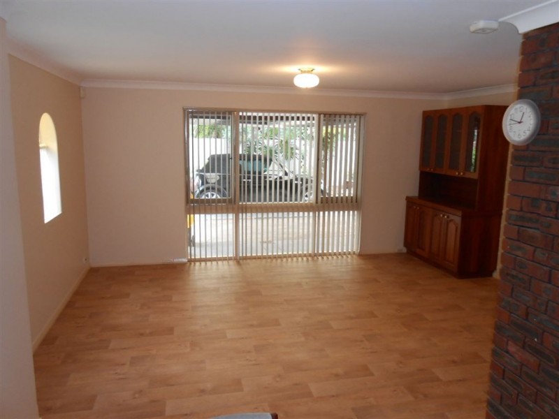 68 Dundebar Road, Wanneroo WA 6065