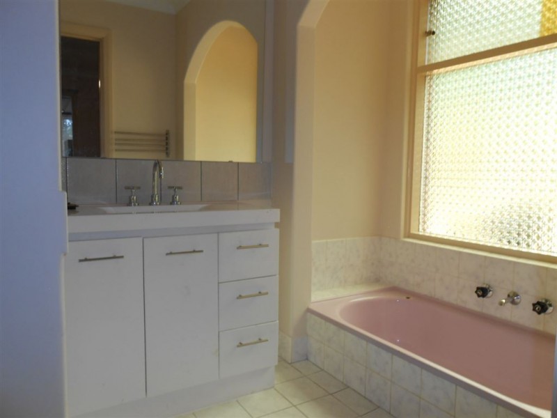 68 Dundebar Road, Wanneroo WA 6065