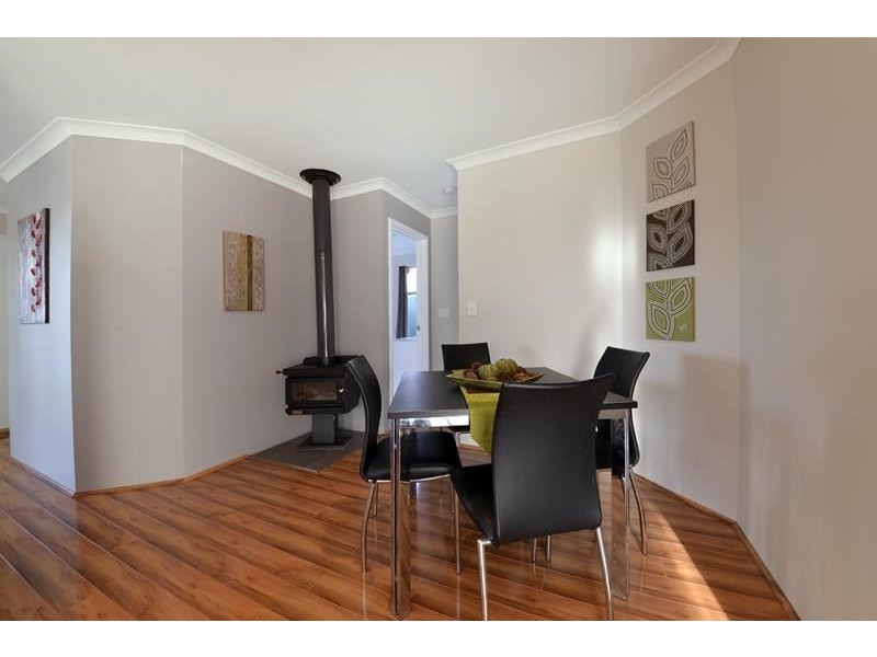 7 Canopy Court, Banksia Grove WA 6031