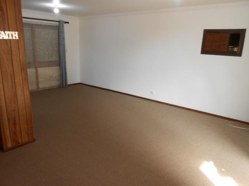 4 COOLIBAH DRIVE, Greenwood WA 6024