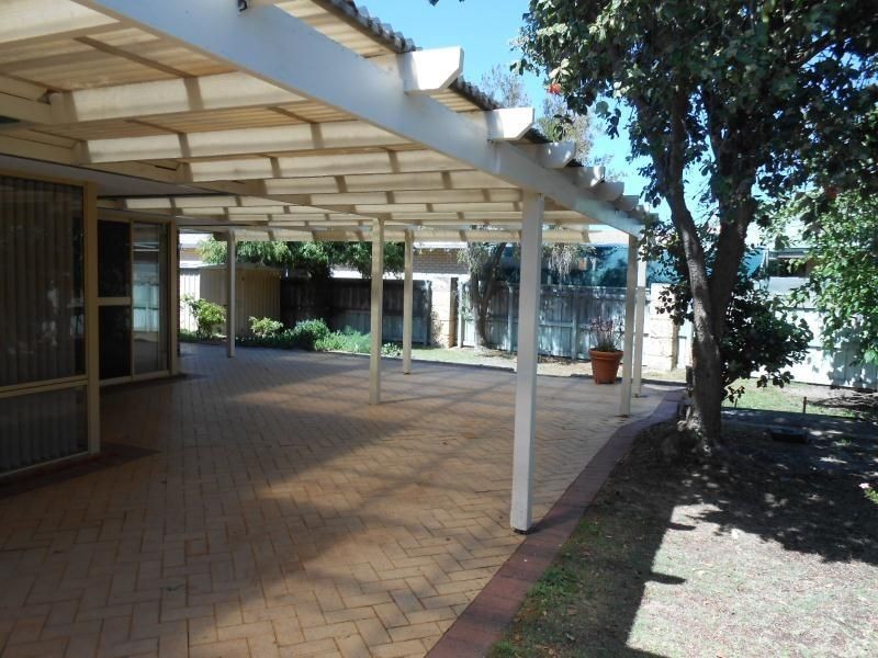 6 SAMOS PLACE, Mindarie WA 6030