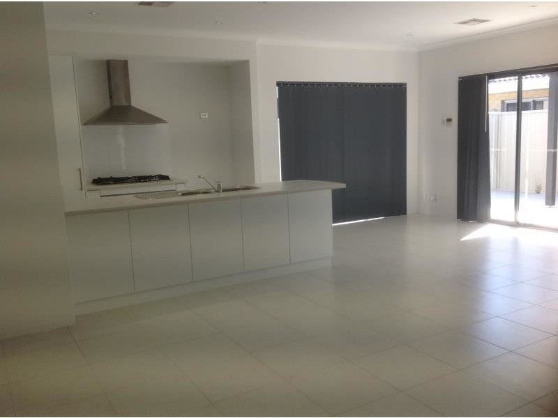 1/11 Shipton Loop, Ashby WA 6065