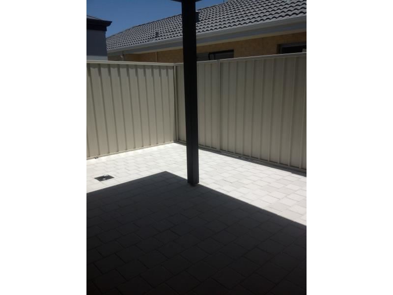 1/11 Shipton Loop, Ashby WA 6065