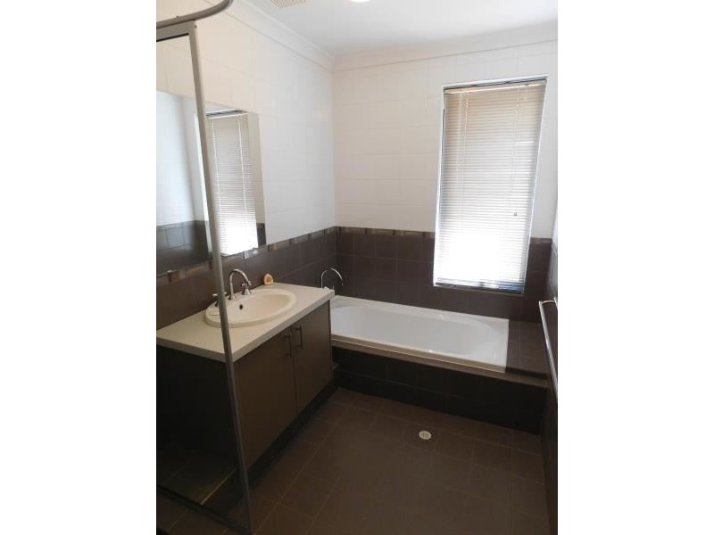 48 Cherokee Green, Clarkson WA 6030