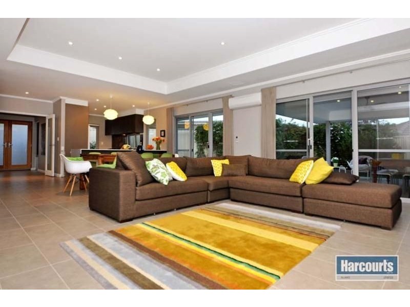 12 GEMINI WAY, Madeley WA 6065